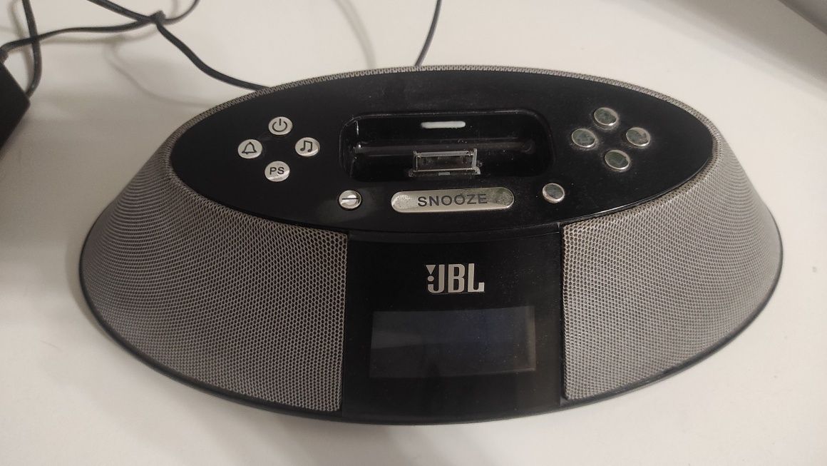 Радіобудильник, Radio FM, мультимедійна станція JBL On Time 200P