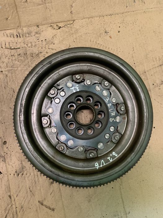 Audi a3 8p WV passat b6 b7 golf v r32 3.2 v6 dsg