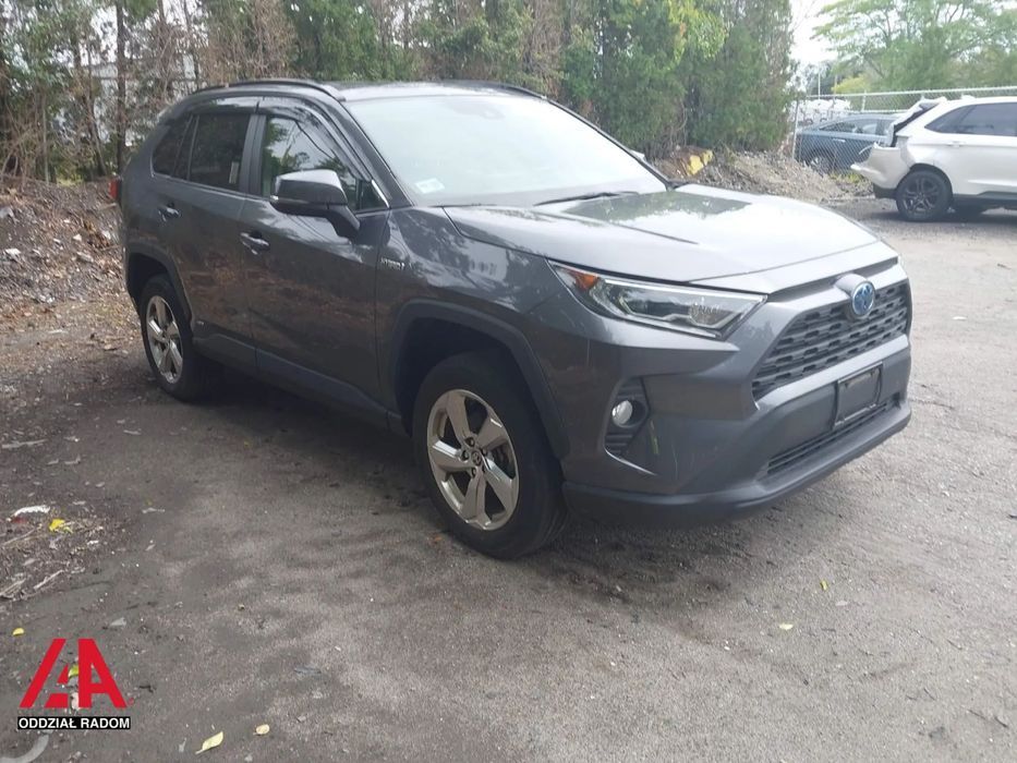 Toyota RAV4 HYBRID XLE Premium / Szyberdach / 4X4 / ASO