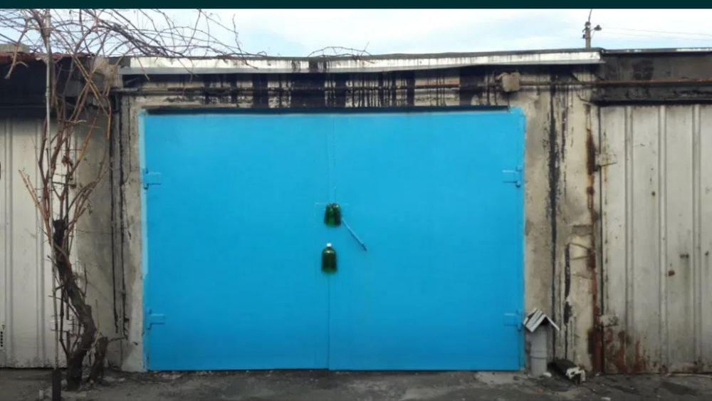 Продам гараж у кооперативі Автолюбитель КрАЗ