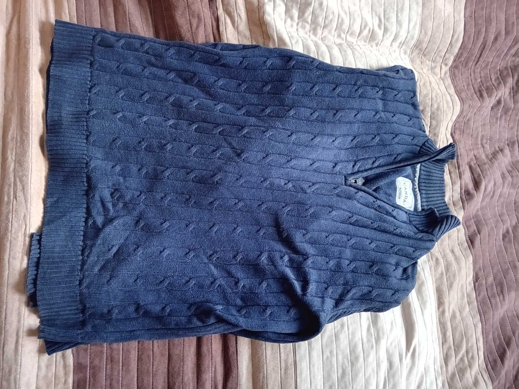 Swetr c and a xl