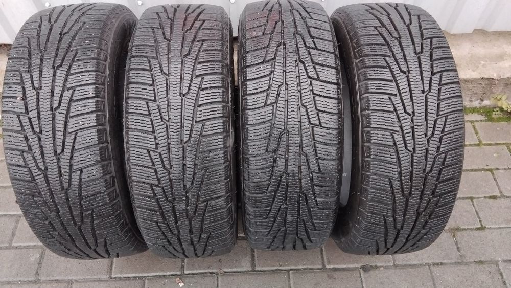 Шини зимові 195 60 15 Nokian Nordman