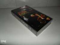 VHS Musicais: AC/DC "Live at Donington" & Def Leppard "Video Archive"