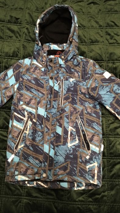 Зимова куртка на хлопчика