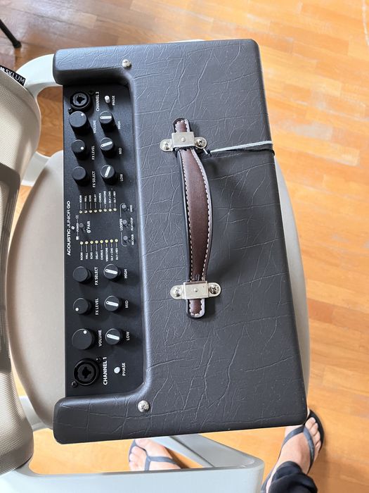 Amplificador acustico Fender Junior Go (NOVO)