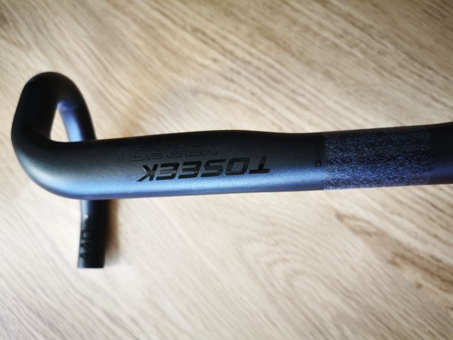 Nowa kierownica karbonowa TOSEEK 440 mm