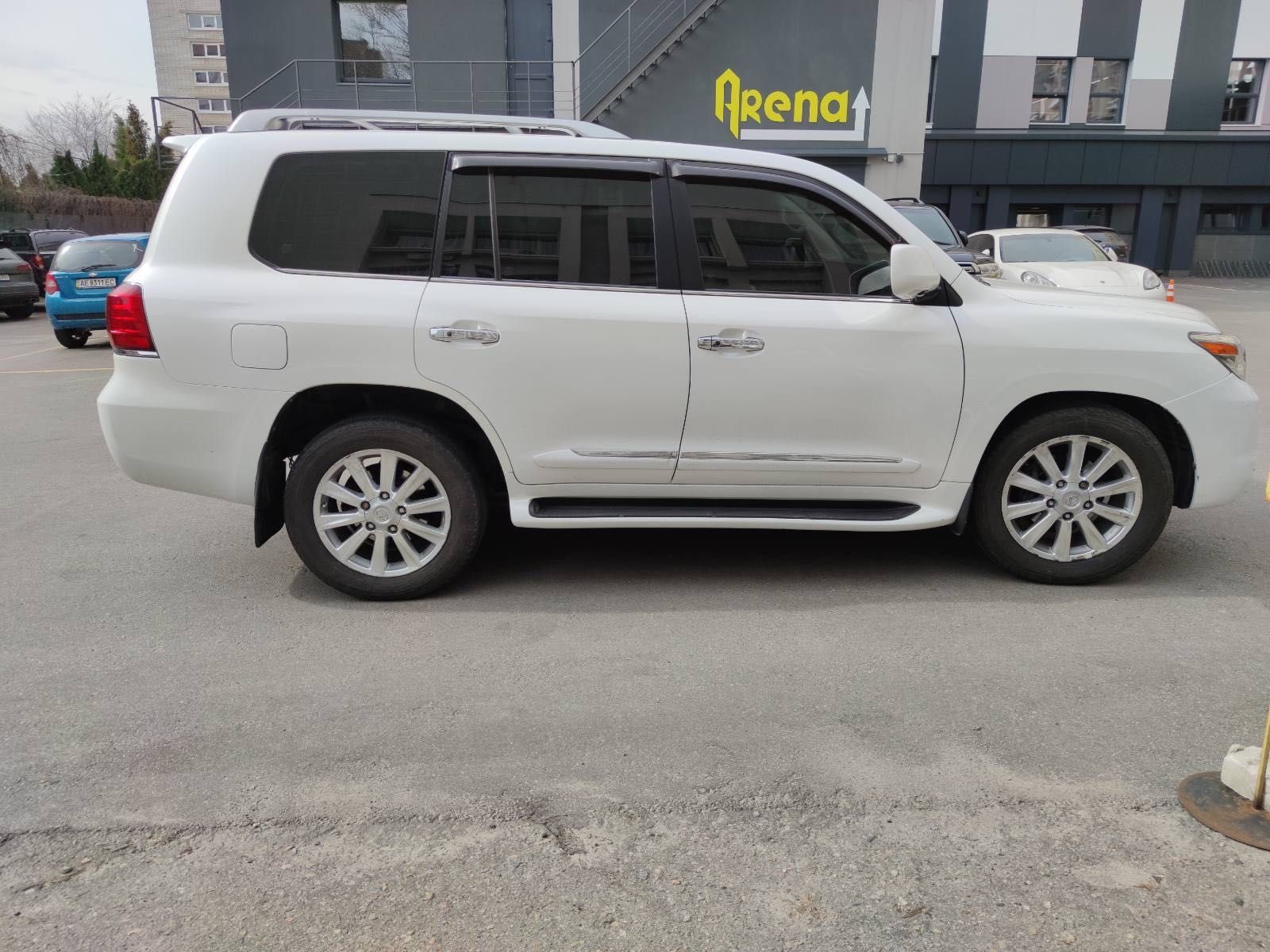 Продам автомобиль Лексус LX 570