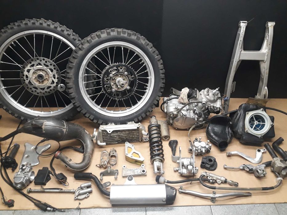 kawasaki kx 80 85 kartery skrzynia pokrywa wal glowica zawor mocy kosz