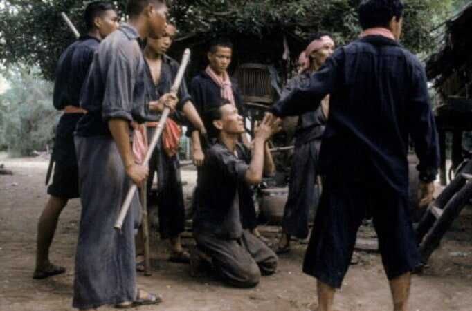 TERRA SANGRENTA (Roland Joffé) Sam Waterston/Haing S. Ngor NOVO/SELADO