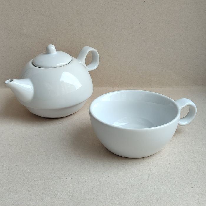 Керамічний чайник і чашка набір