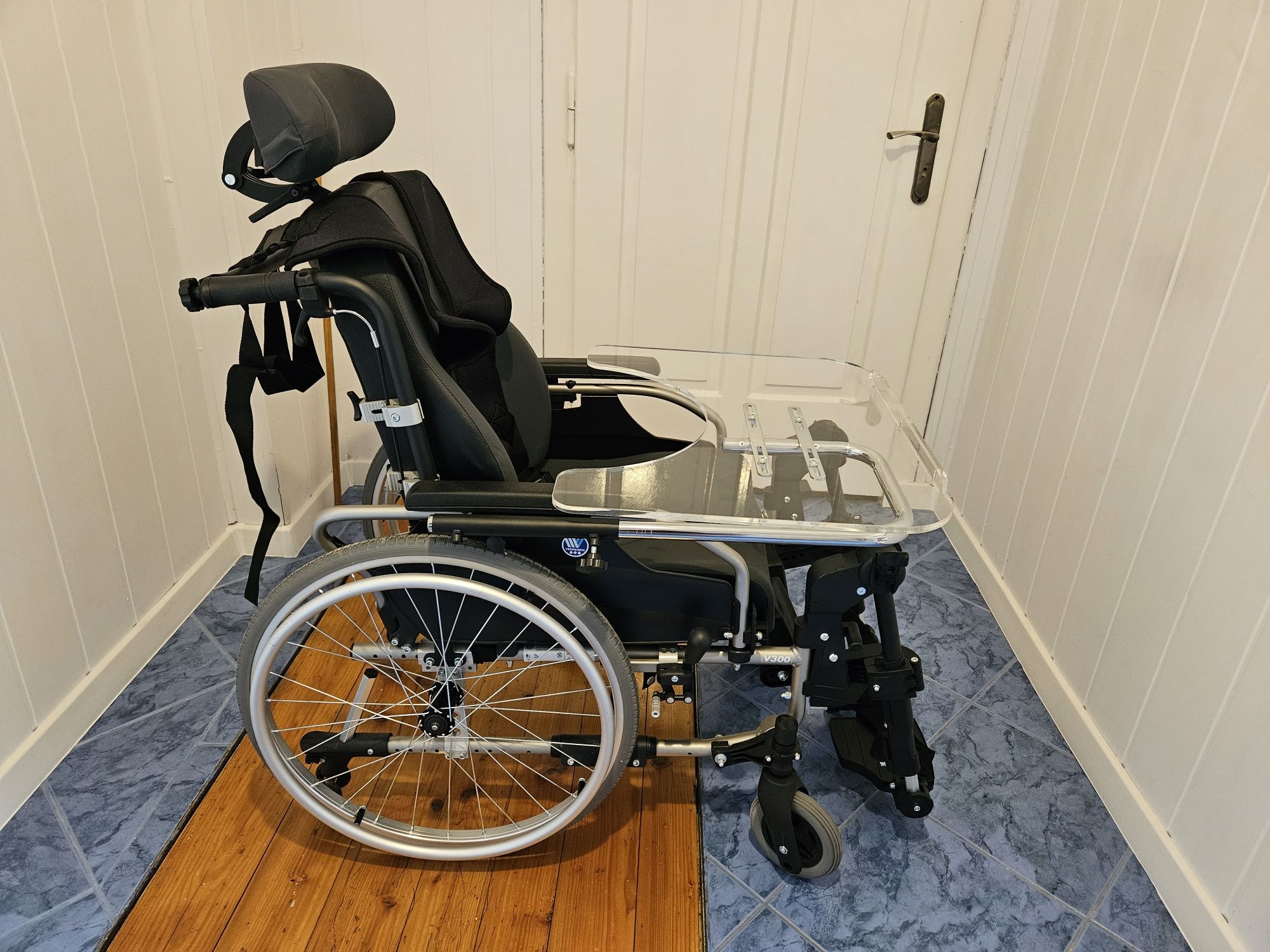 Wózek inwalidzki specjalny Vermeiren V300