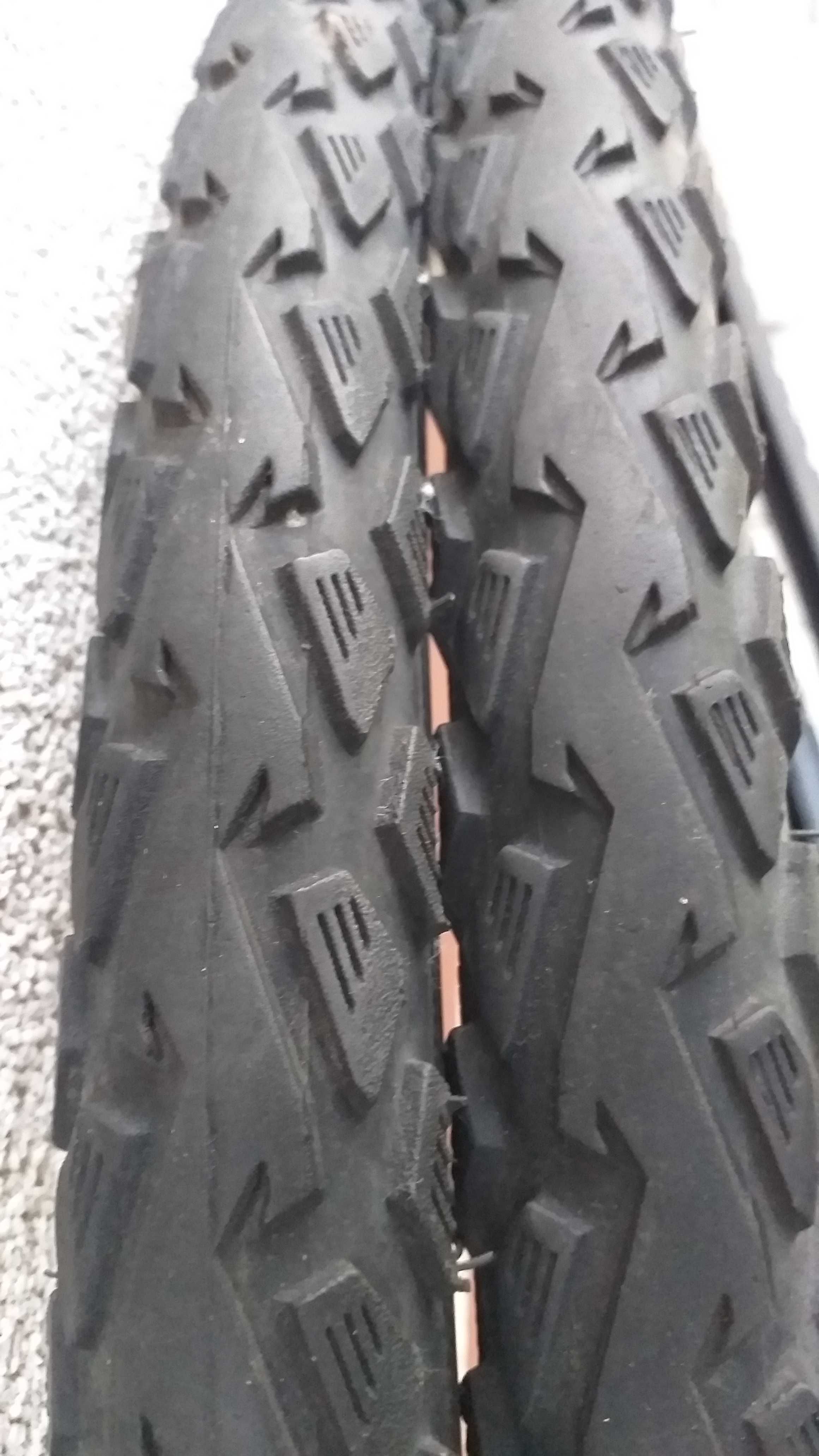 Opony SCHWALBE  Land Cruiser Plus 28x1,6 cala rześkie.
