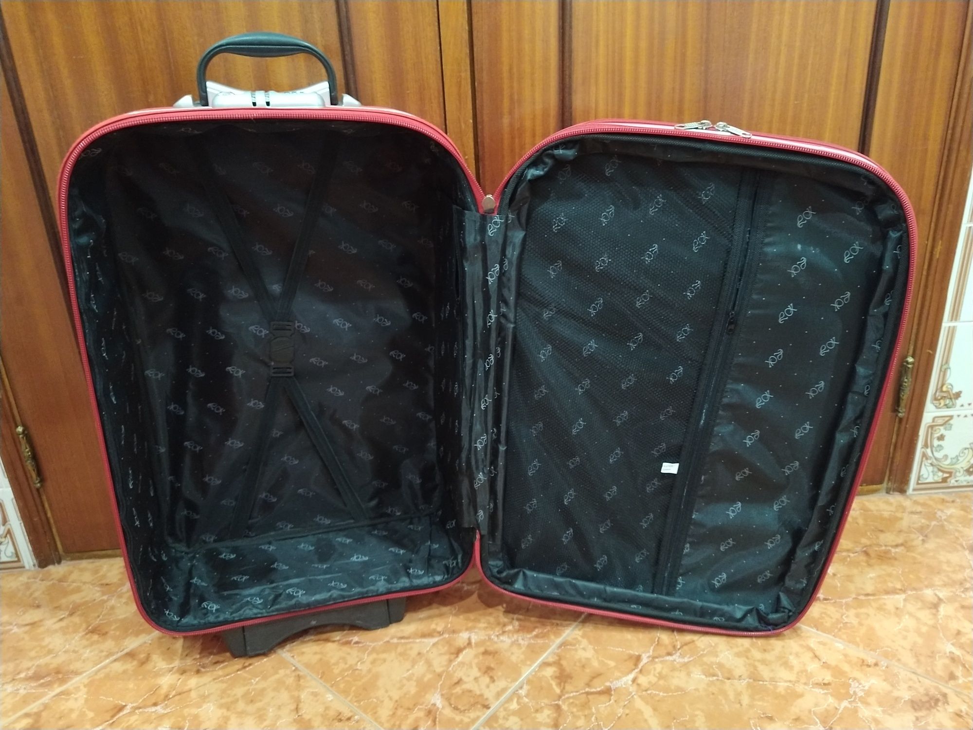 Mala malas de porão até 23 kg viagem casa quarto apartamento vivenda.