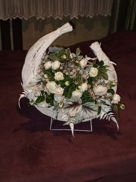 Sprzedam własnoręcznie robione stroiki na cmentarz