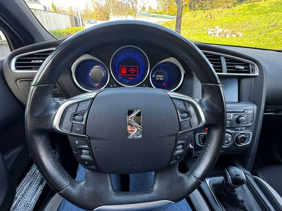 CitroenDS4 1.6 e-HDi SoChic