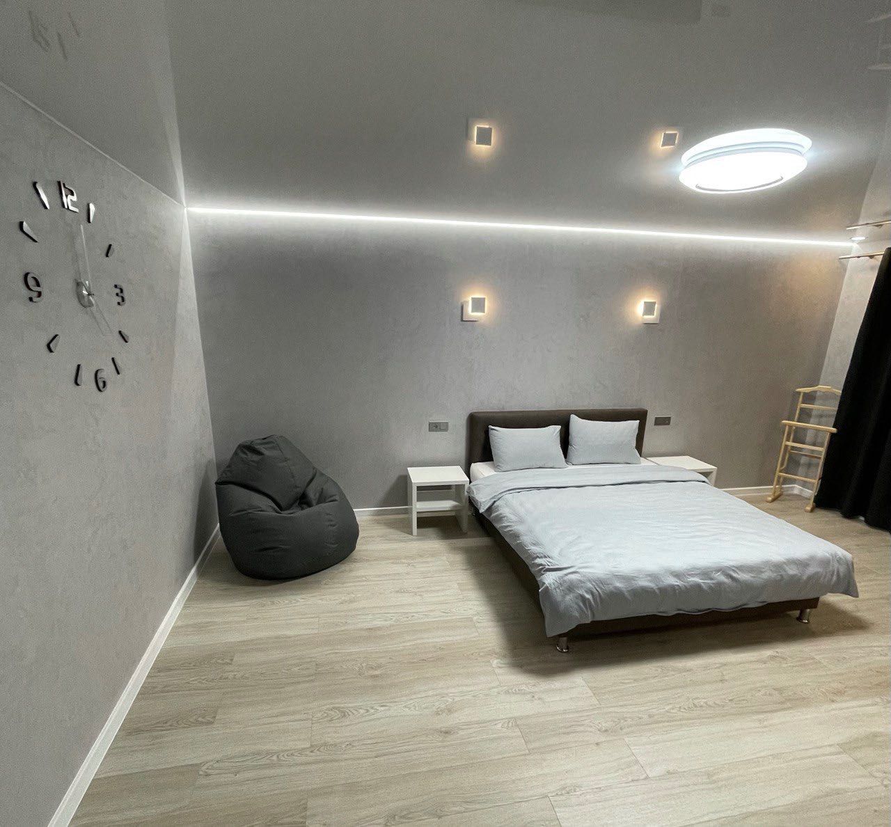 ApartCenter. Квартира посуточно - почасово. VIP. Центр. 97 квартал.