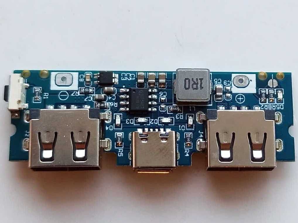 Зарядная плата для повербанка 18650 с Micro USB и Type-C, 5V 2.4A
