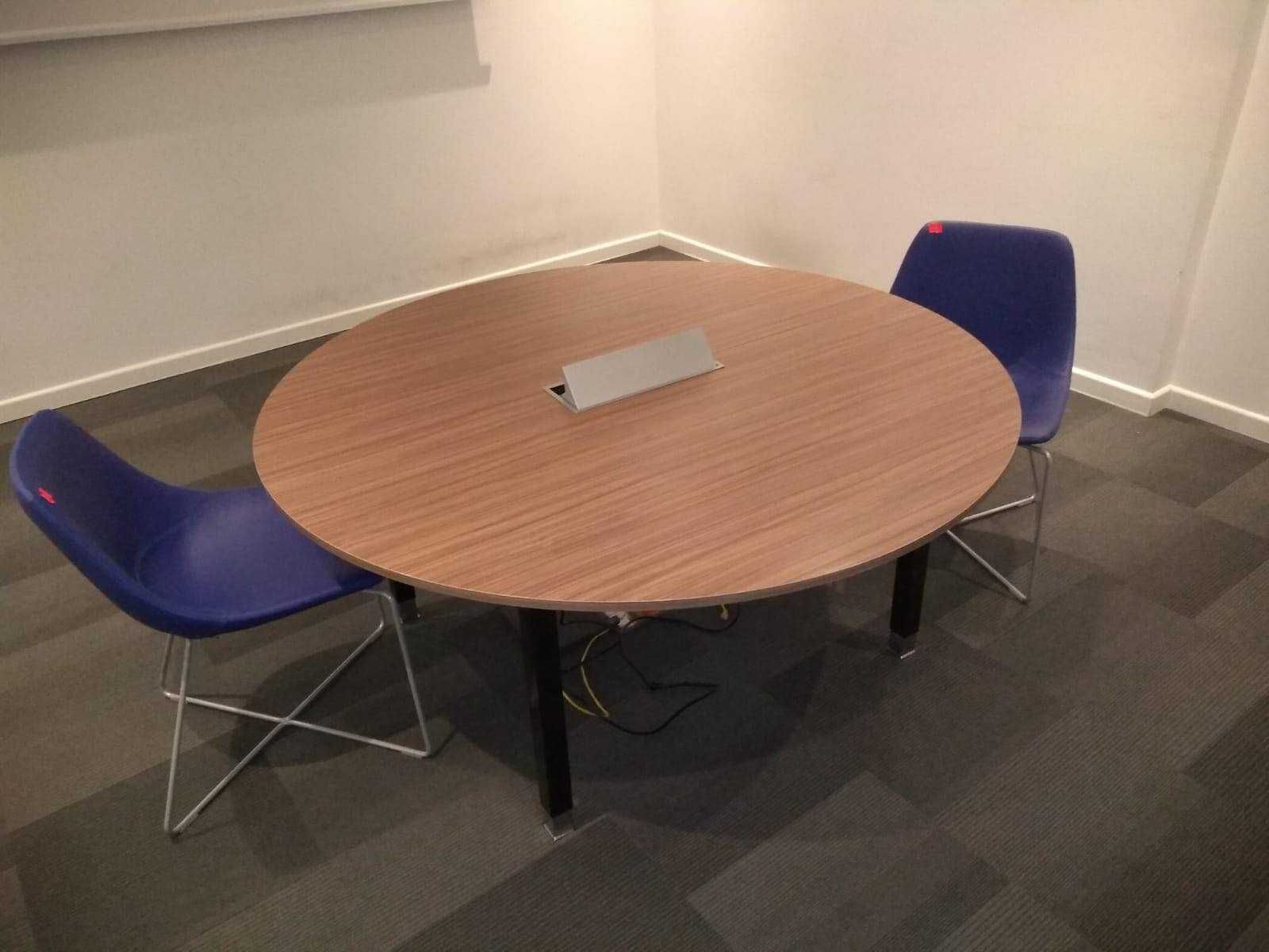 Stół konferencyjny biurowy okrągły fi 120 piękny super stan mediaport