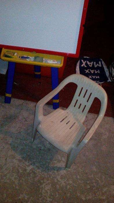 Quadro escolar a preço low cost.