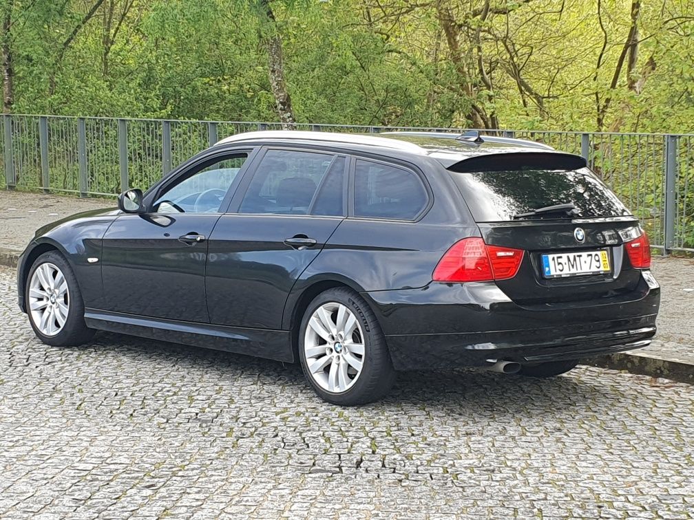 BMW 318 D, 2012, GPS e Xénon