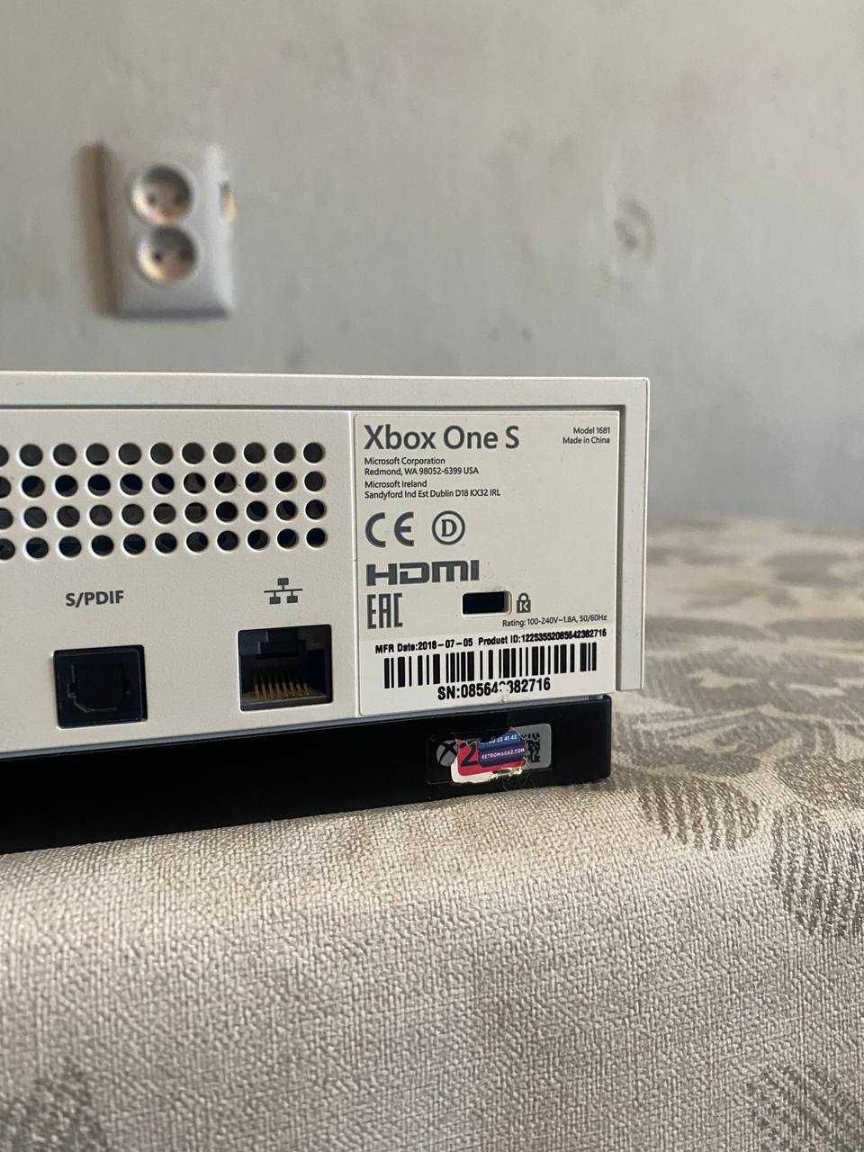 Xbox One s 1T не вмикається