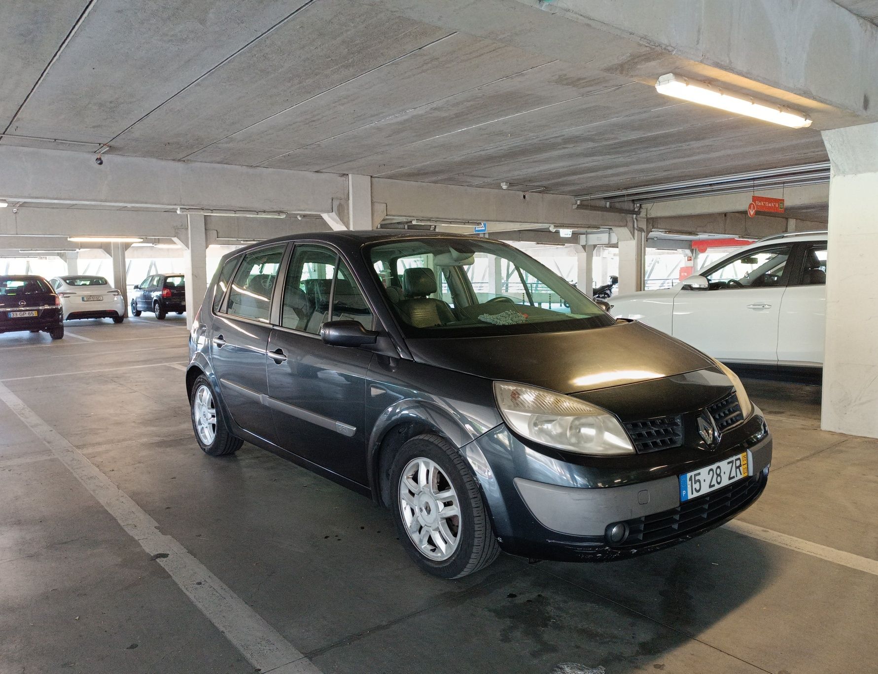 Renault Scénic II 1.5 dCi Privilège – 2005 – 100cv – Muito equipado