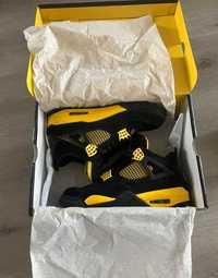 Jordan 4 Retro Thunder 40