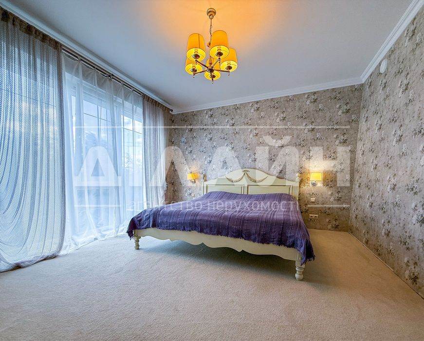 Vip будинок 4 спальні , 2 с/у на Правому березі