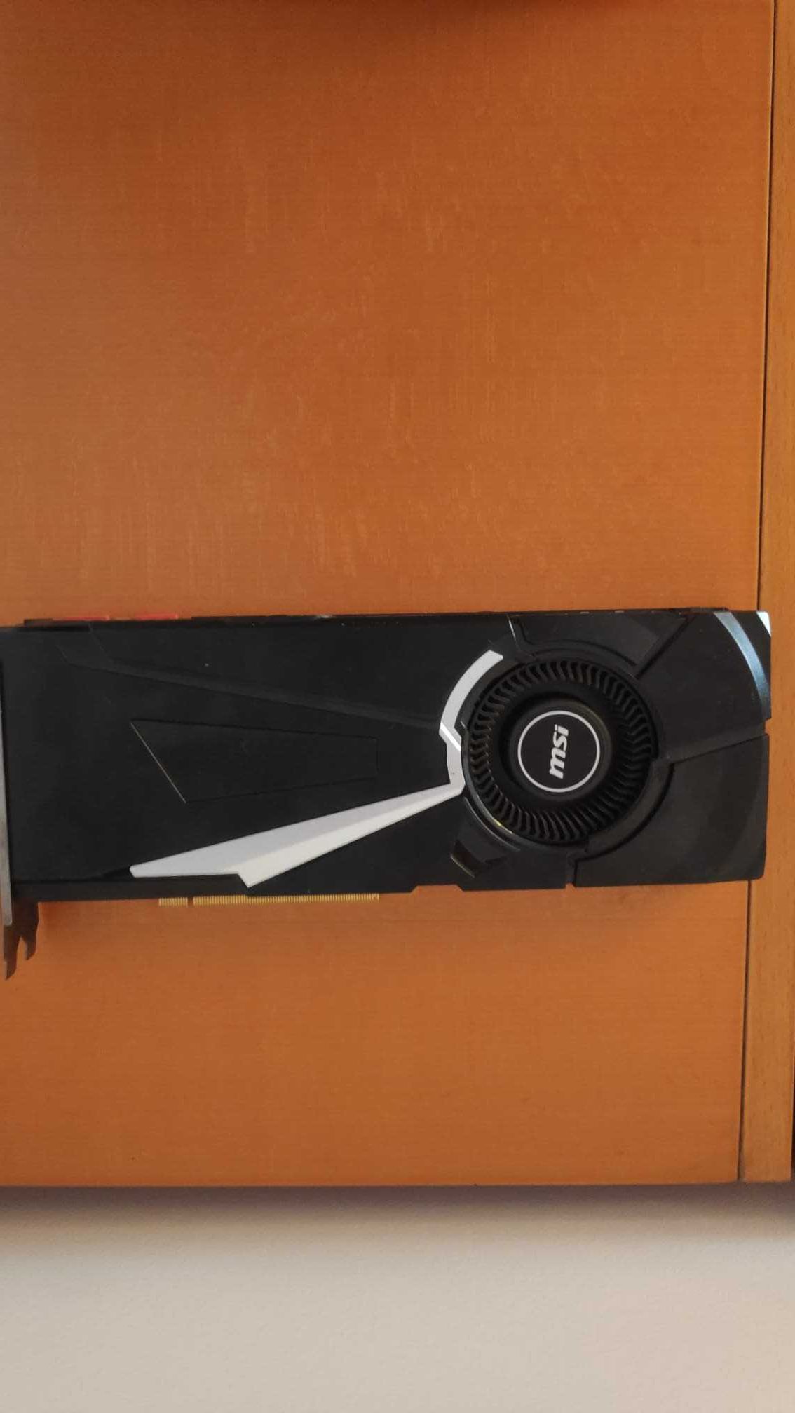 Placa gráfica Nvidea GeForce GTX MSI 1070