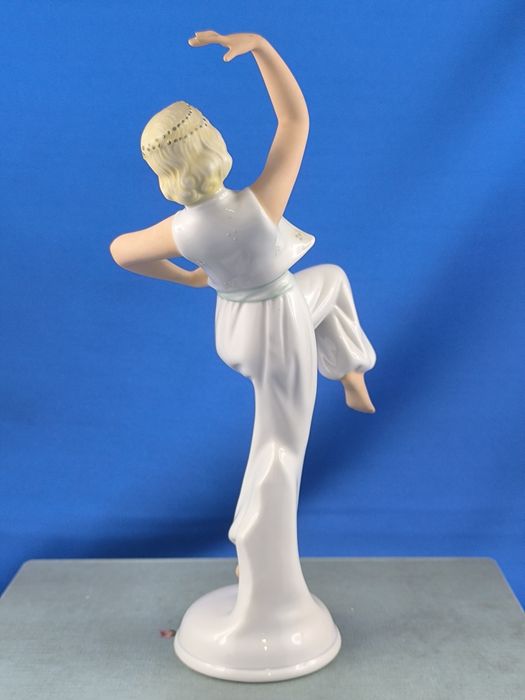 Dama baletnica tancerka kobieta Schaubach Kunst Wallendorf #porcelana