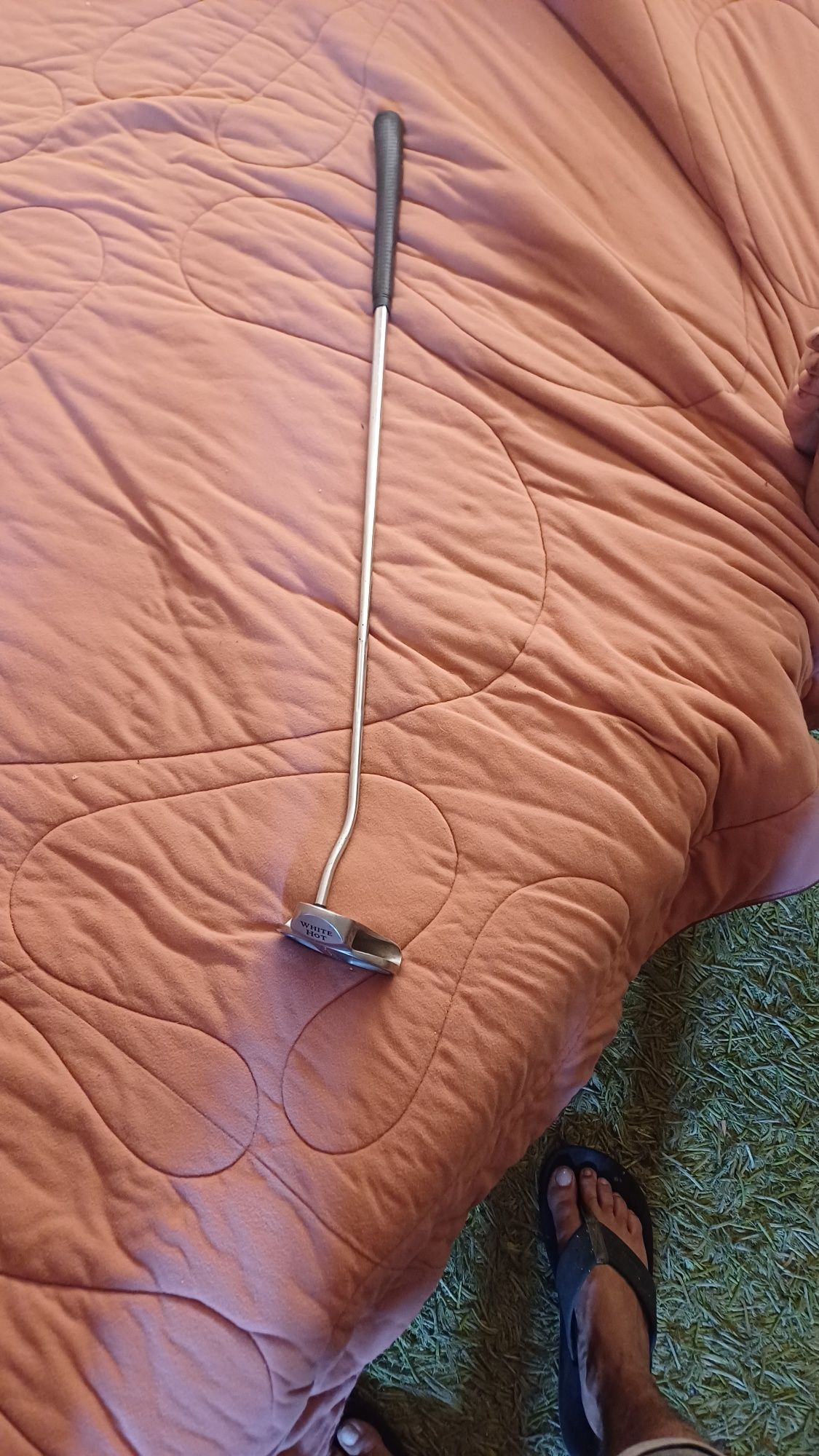 Put de golf da odyssey.white hot 2'ball
