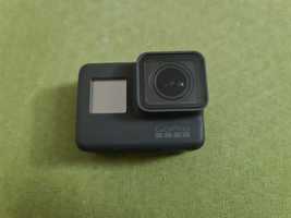 GoPro Hero 5 Black c/ acessórios + caixa original
