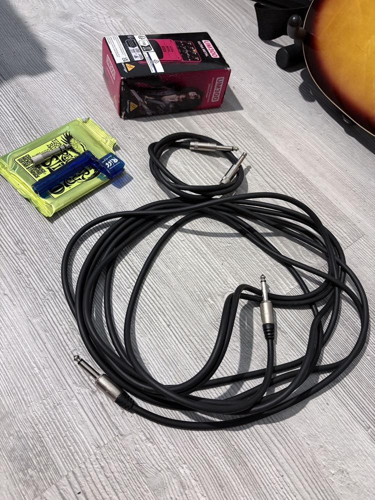Gitara elektryczna + wzmacniacz Cort MX15 + pełen zestaw dodatków!