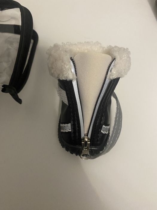 Взуття для песика/собак , та інші речі