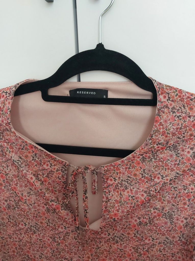 Sukienka Reserved