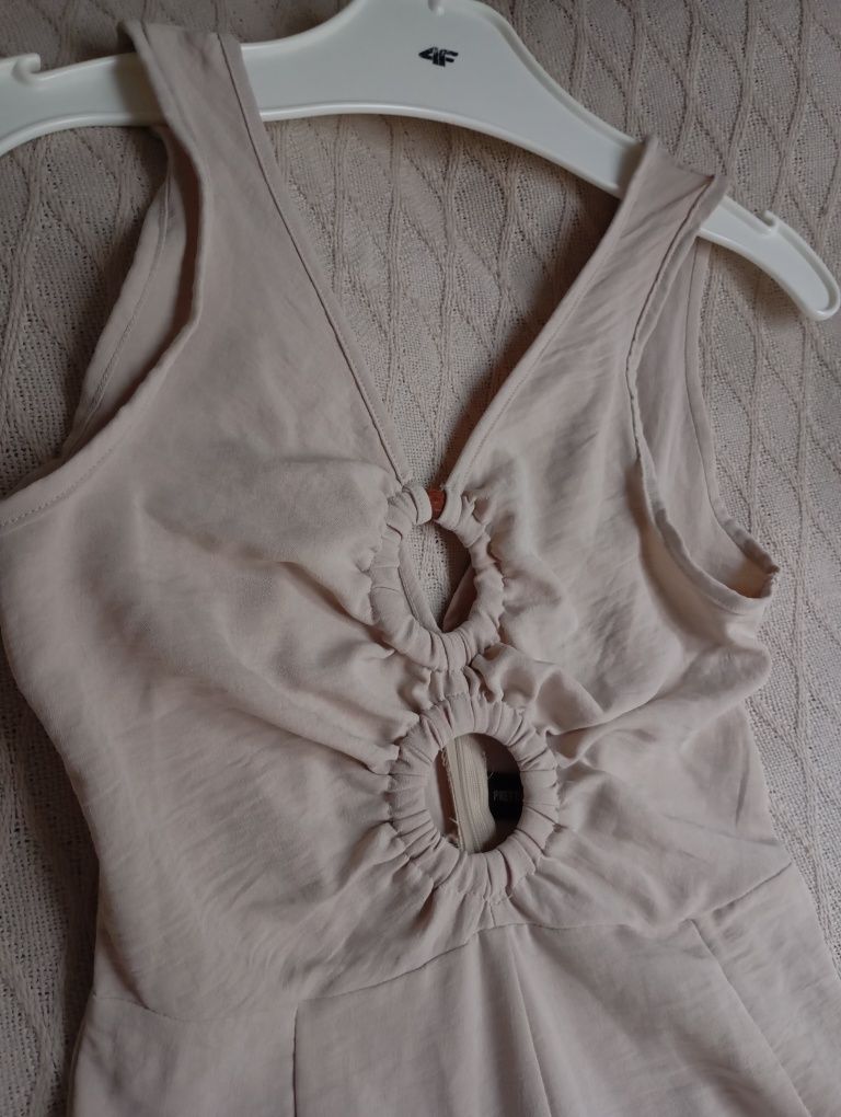 PrettyLittleThings 34r efektowny kombinezon szerokie nogawki