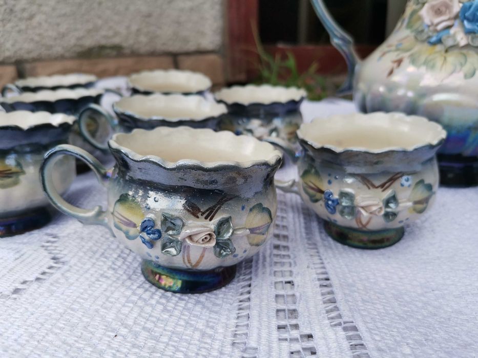 Filiżanki komplet z elementami