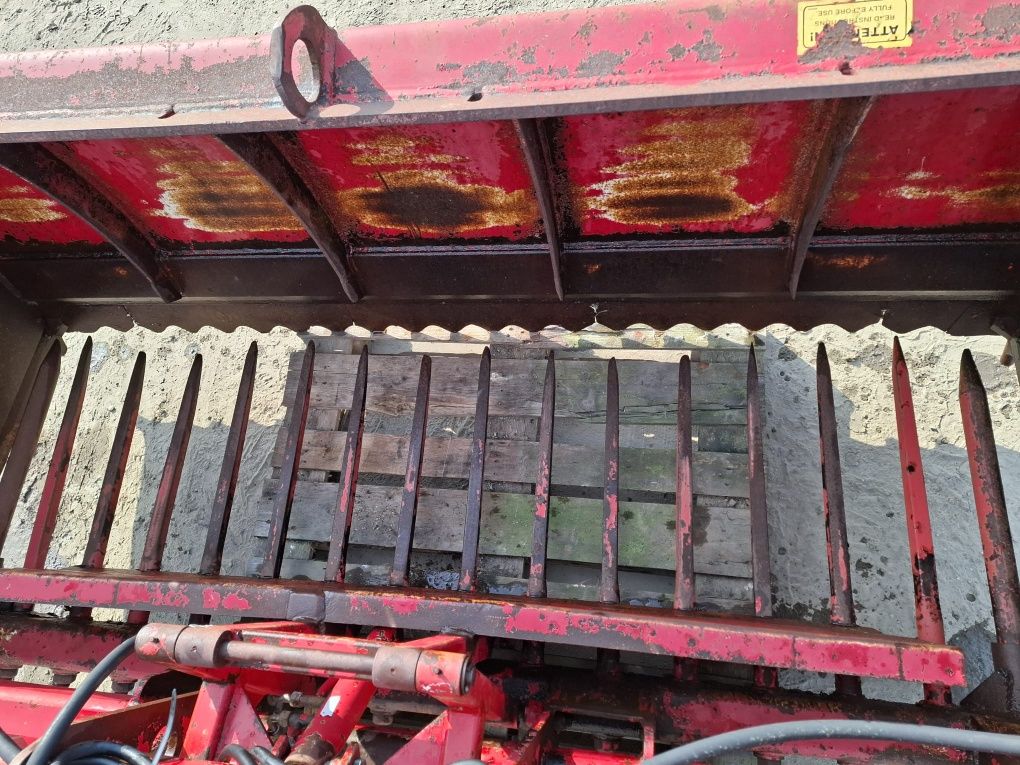 Wycinak szczękowy red rock 240cm wybierak pryzm kiszonki do manitou