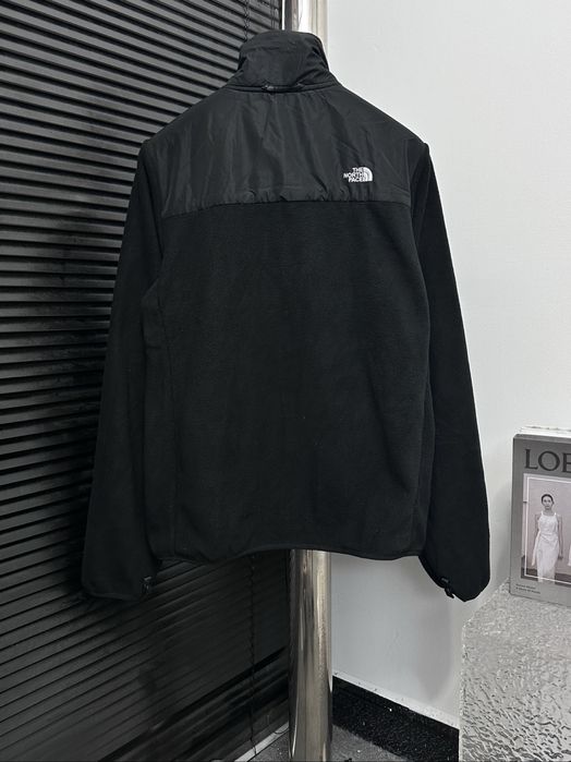 Фліска THE NORTH FACE чорна розміри M,L