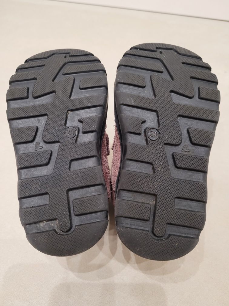 Buty trzewiki Mrugała (jesień/zima) rozmiar 20
skórzane roz.20 kolor: