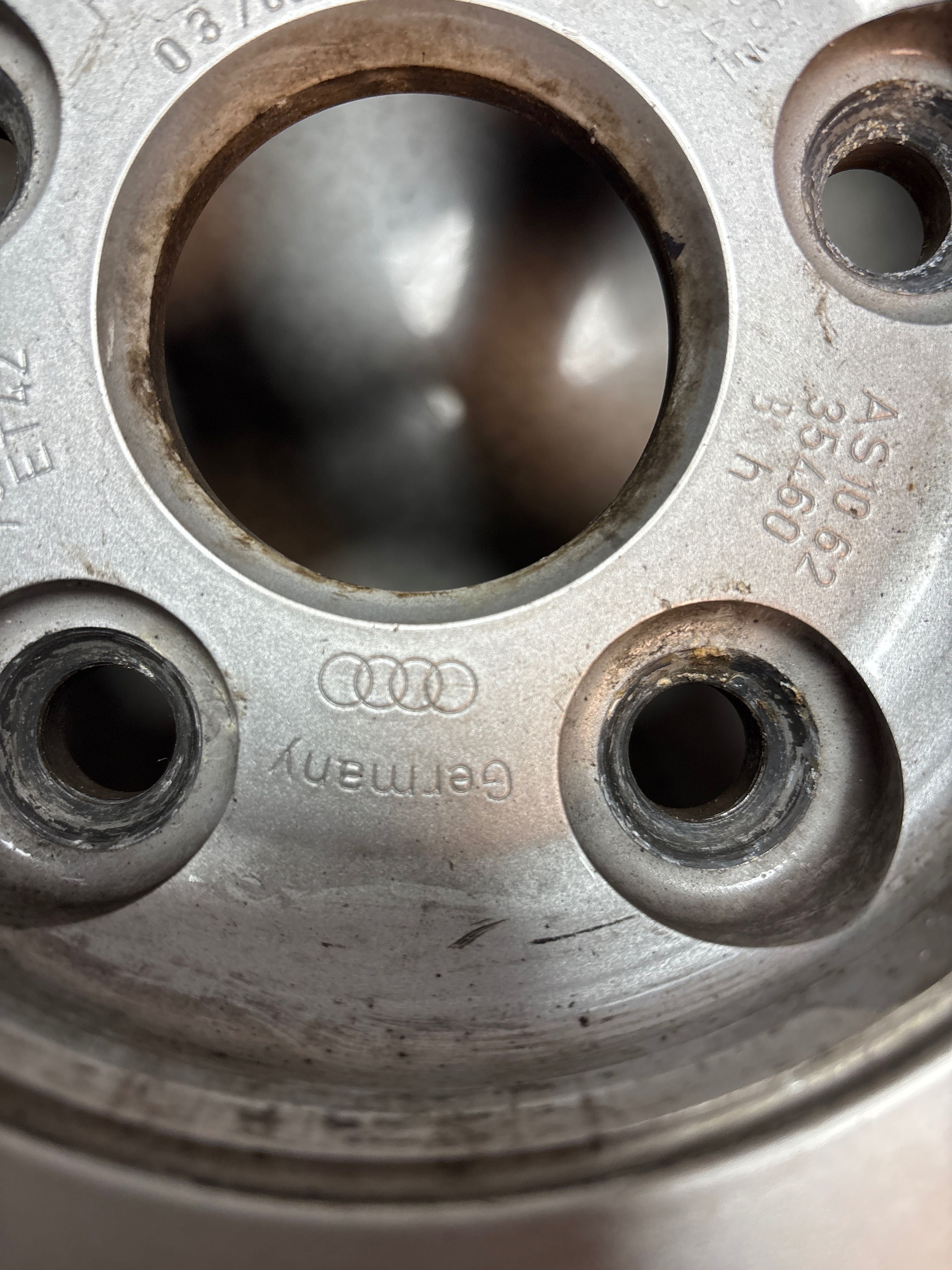 Felgi aluminiowe 16 cali Audi A4 B5 B6 B7 A3 oryginalne 5x112