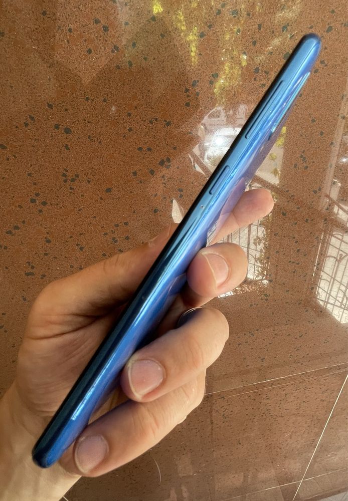 Мобильный телефон Samsung Galaxy A50, a505fn 4/64gb б/у