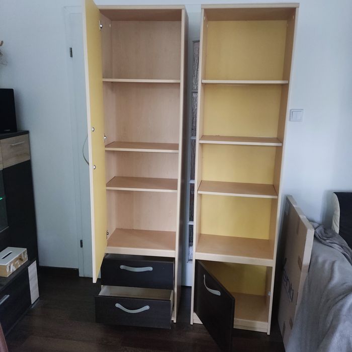 Sprzedam zestaw mebli do pokoju dziecięcego lub mlodziezowego