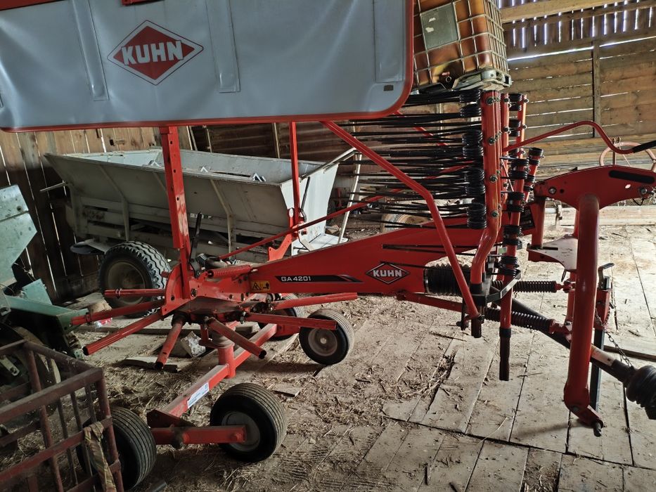 Zgrabiarka kuhn Ga 4201
