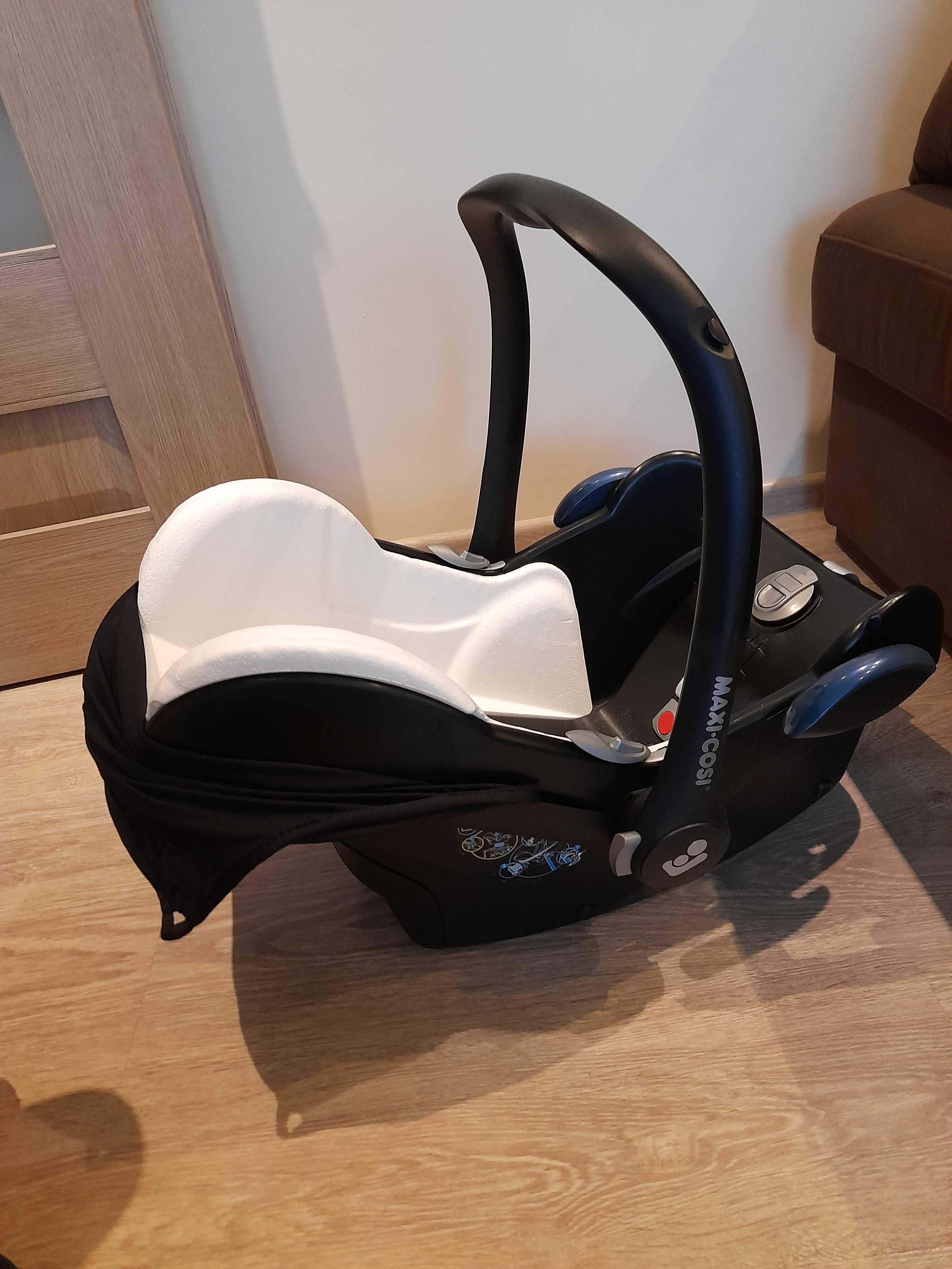 Fotelik samochodowy Maxi Cosi z bazą Familyfix, isofix