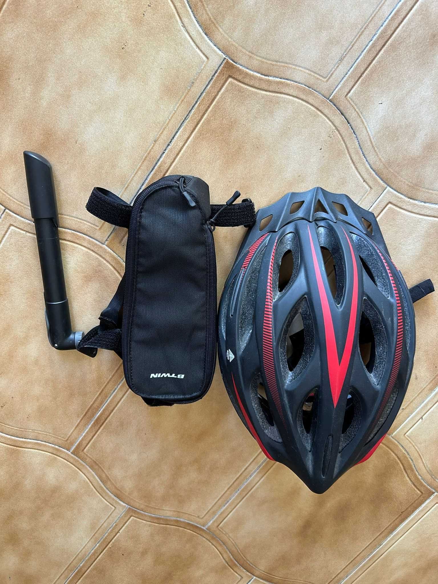 Bicicleta, marca DS spider. Em bom estado, com acessórios