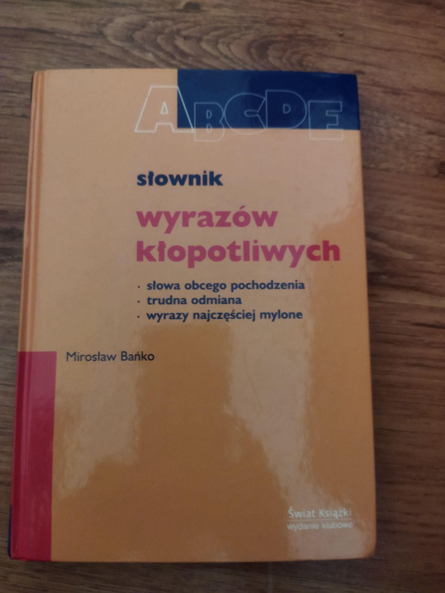 Słownik wyrazów kłopotliwych