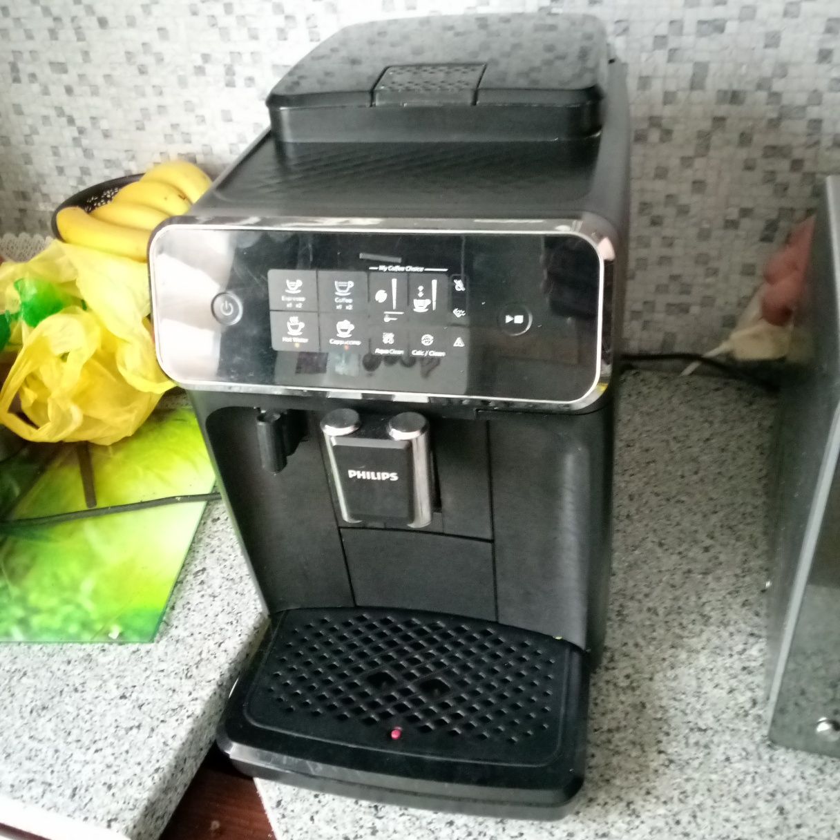 Ekspres do kawy Philips EP2231/40 – seria 2200 LatteGo