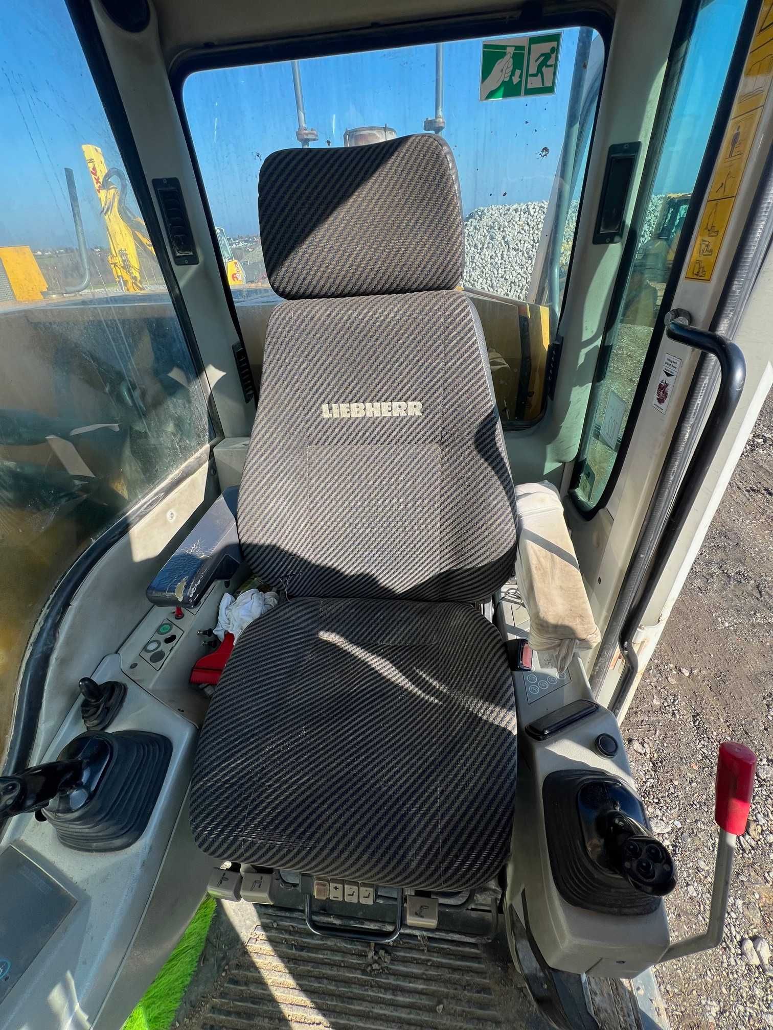 Liebherr Compact 924