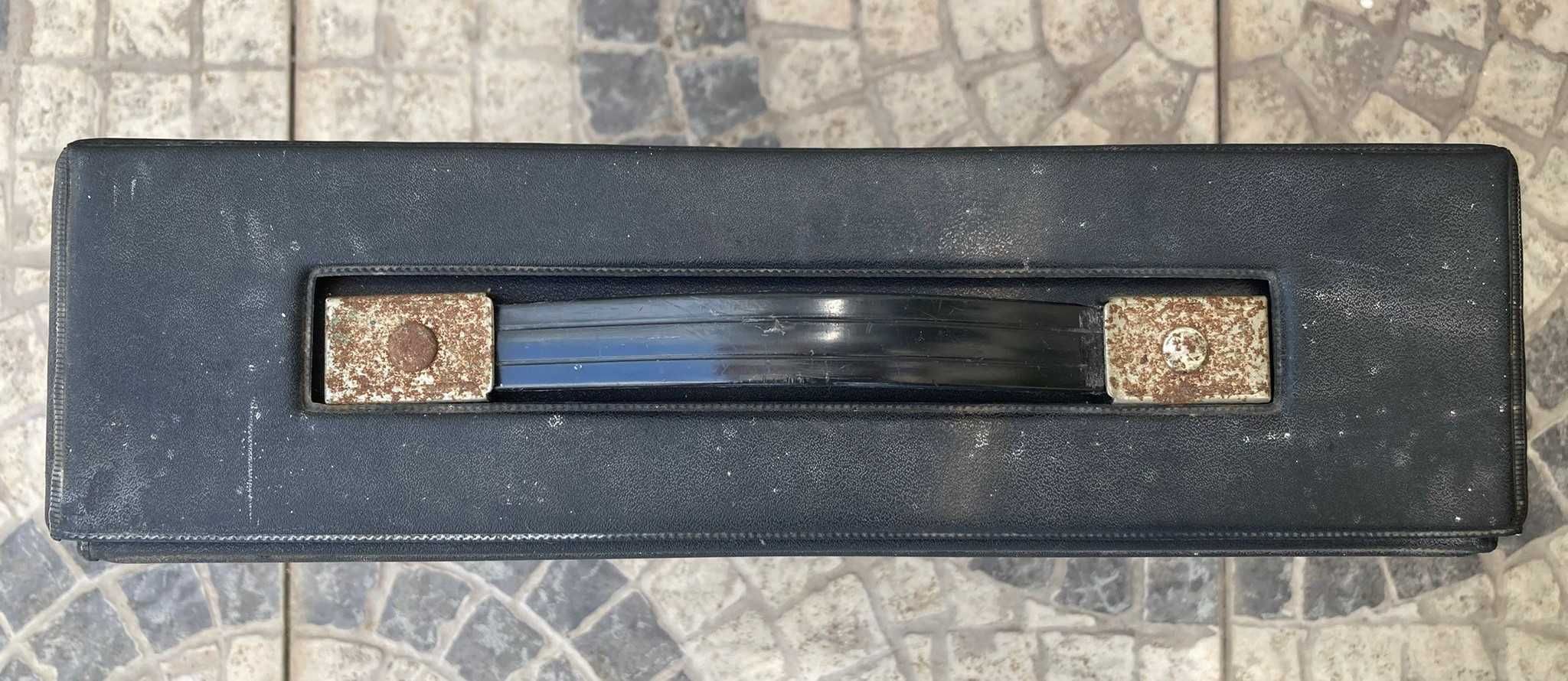 Máquina de Escrever Olivetti T